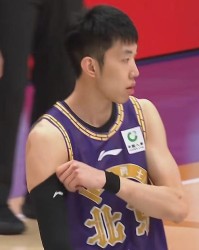 开云-广厦男篮23分大胜北控，全场火力碾压，胡金秋22+7廖三宁9中3！