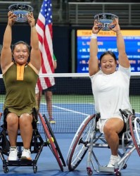 kaiyun-中国组合李晓辉/王紫莹2-0击败对手，夺得美网轮椅女双冠军